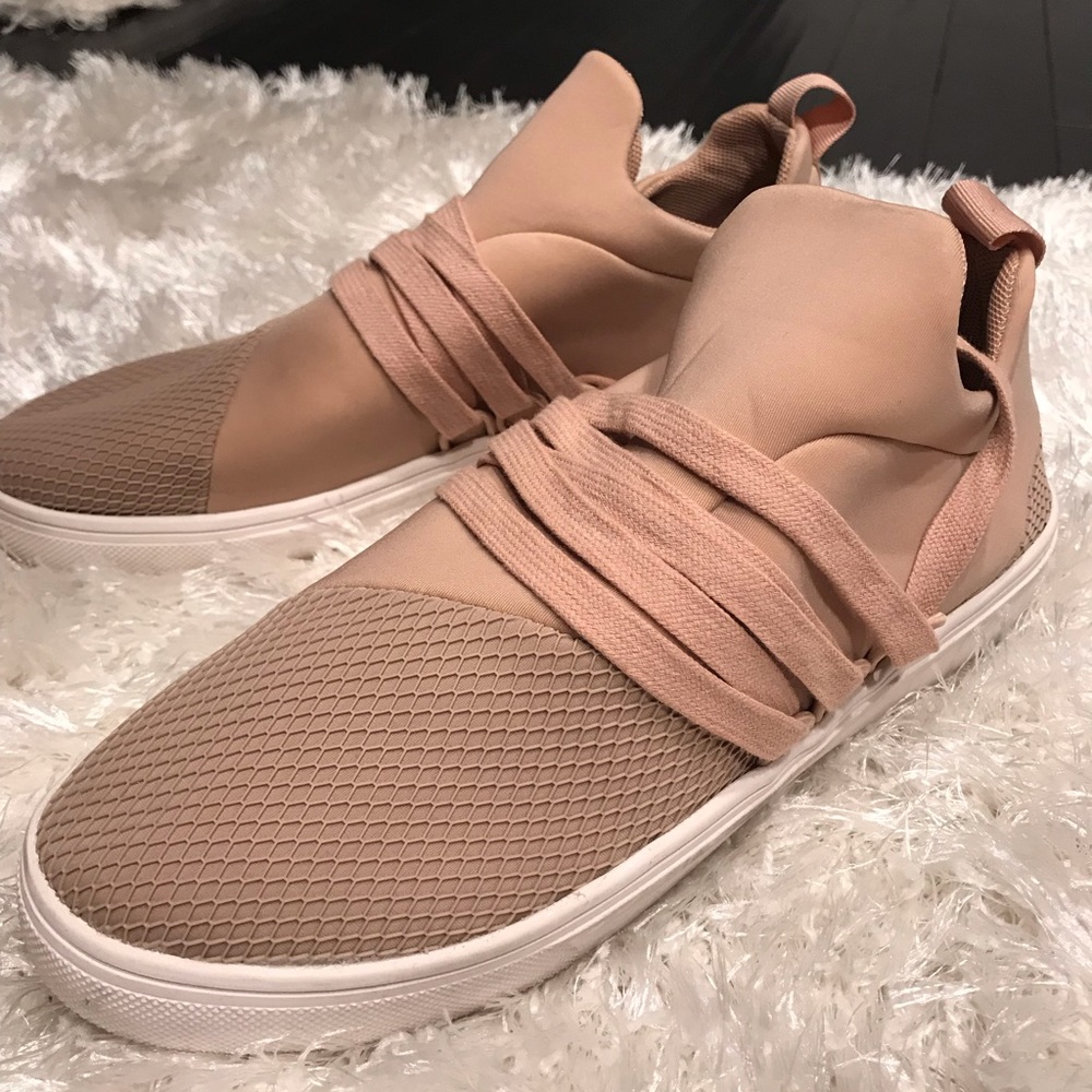 Steve Madden Sneakers